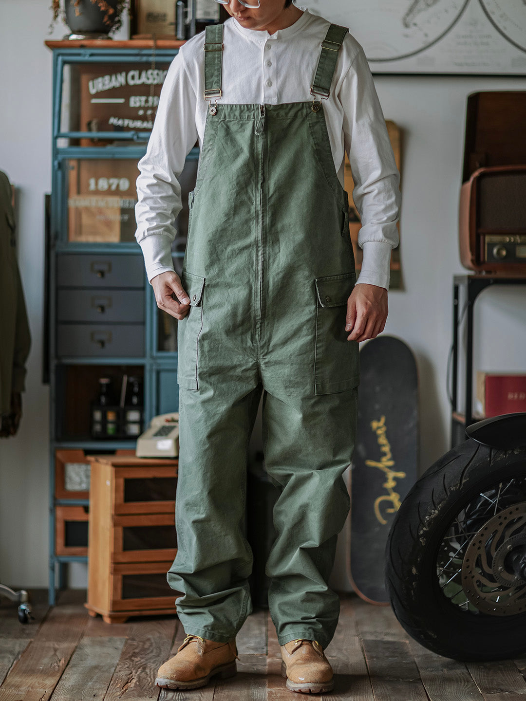 Victor™ | Pantalón de tirantes beige elegante