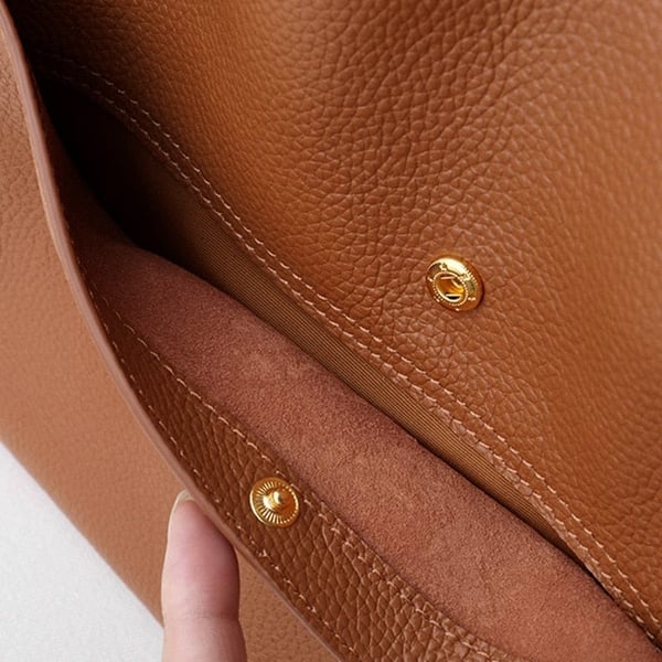 Bolso de hombro unicolor de cuero genuino
