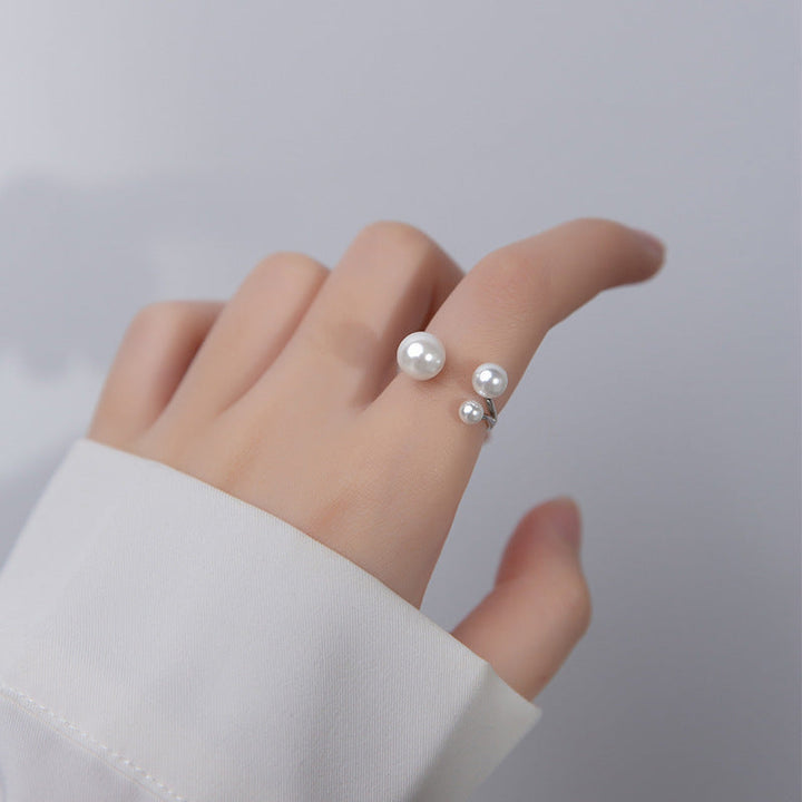 Anillo de perlas de agua dulce triple ajustable
