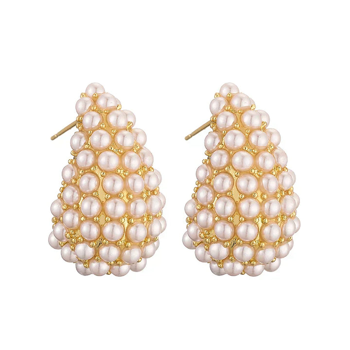 Pendientes de perlas clásicos