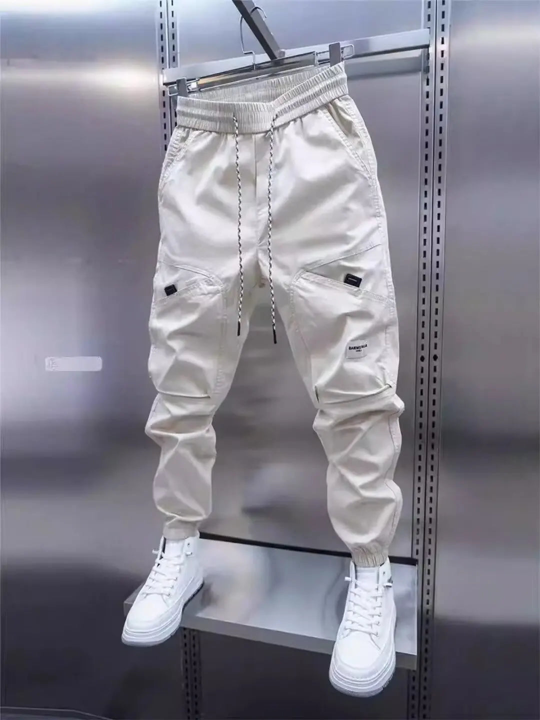 Laurent™ | Pantalones Deportivos con Detalles Elegantes