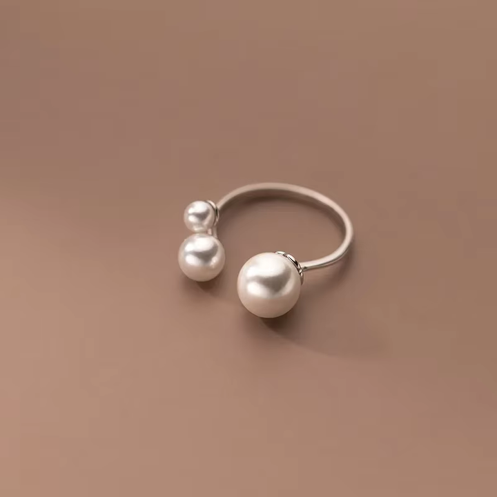 Anillo de perlas de agua dulce triple ajustable