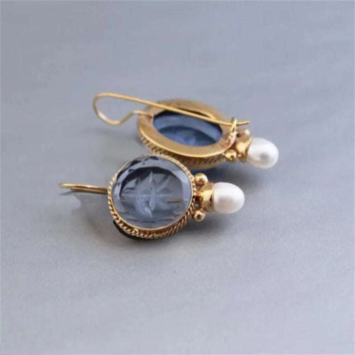 Pendientes clásicos de perlas Sophia
